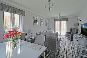 Living Room- click for photo gallery